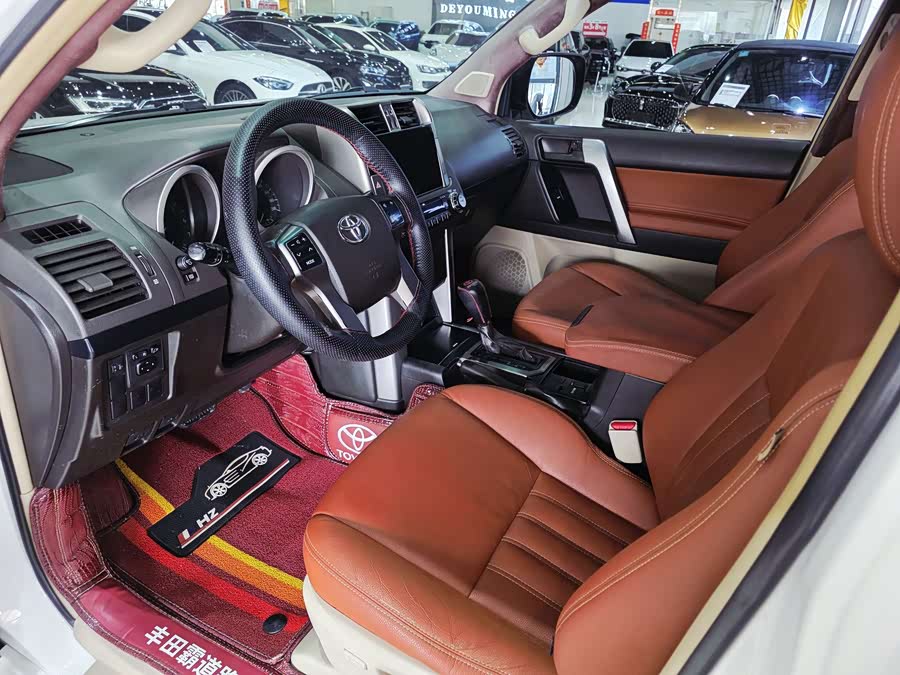 Toyota Prado 2012, фото 6