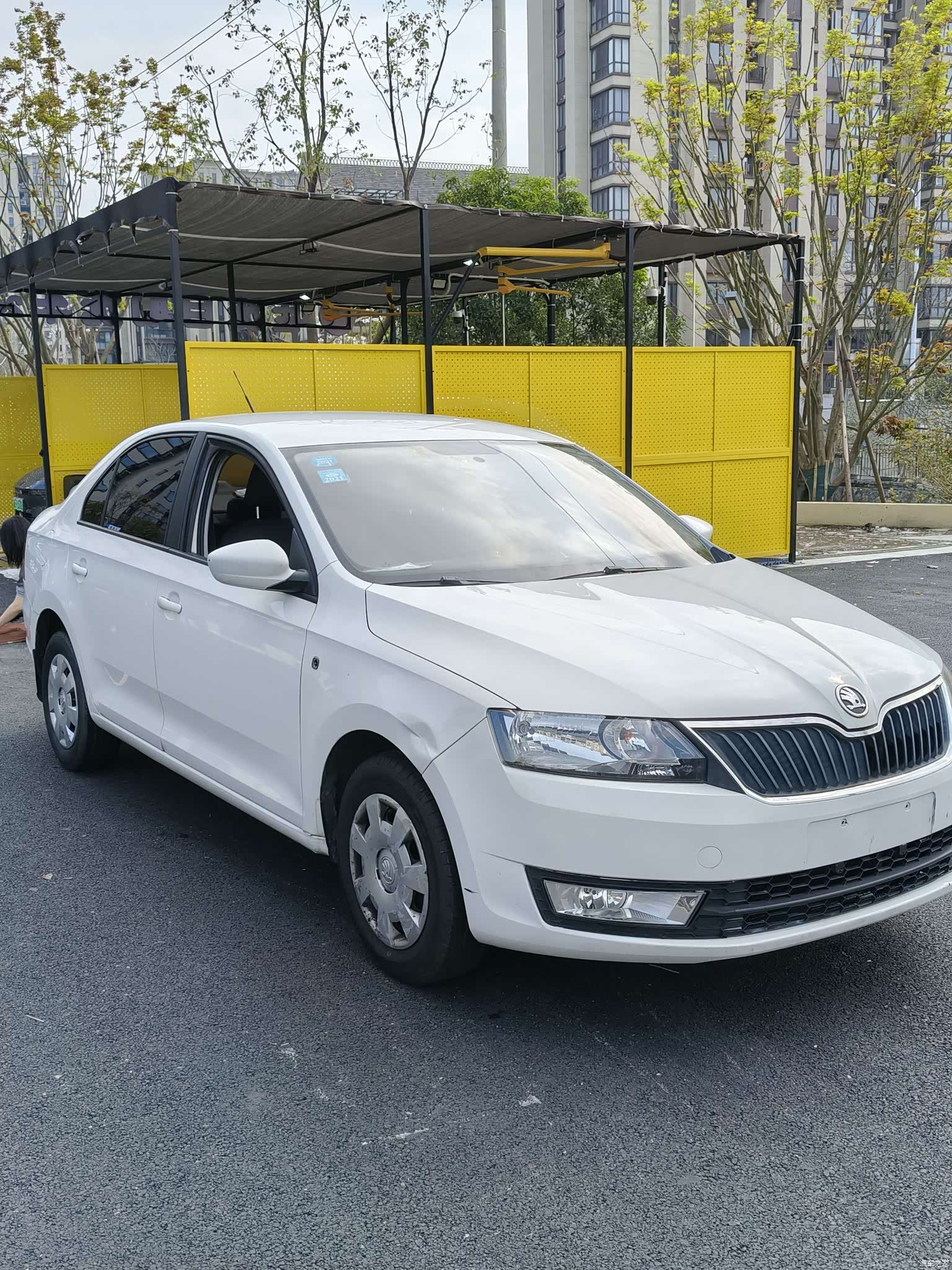 Skoda Rapid, 2015 14