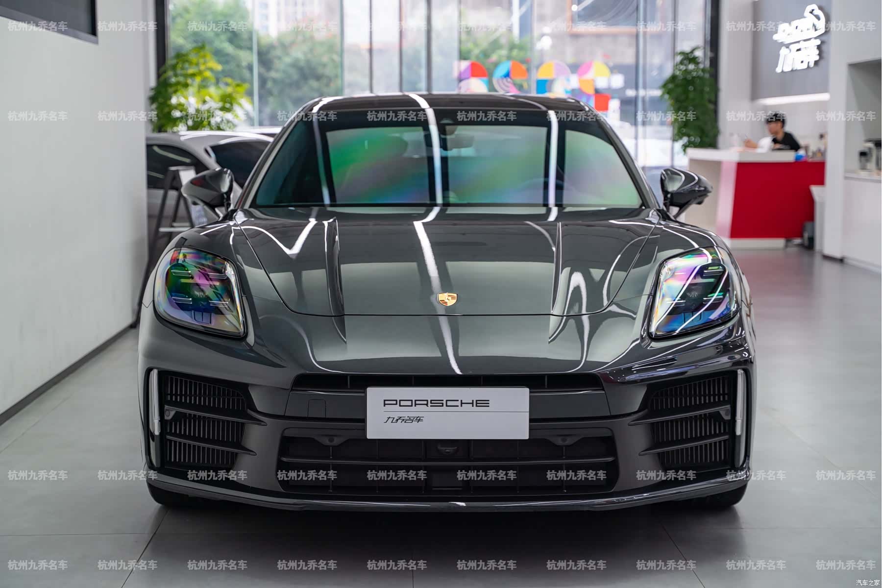 Porsche Panamera, 2025 2