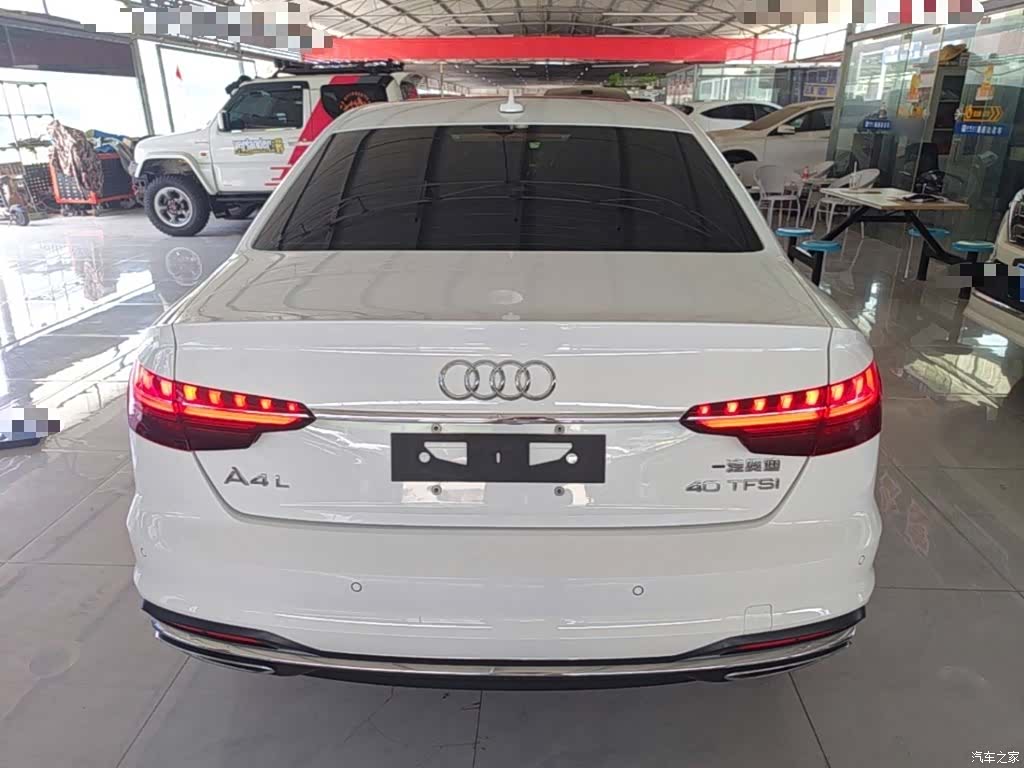 Audi A4L, 2022 6