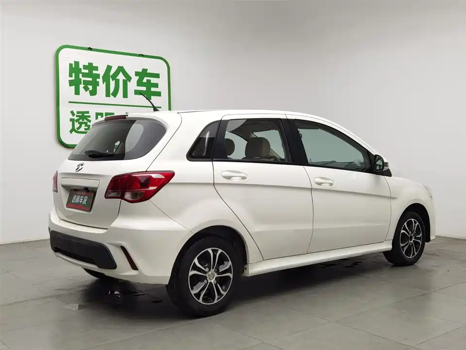 BAIC Shenbao D20