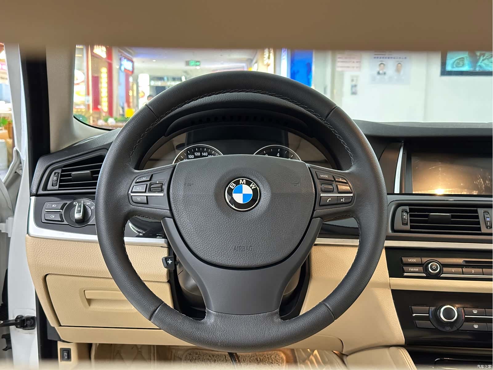BMW 5 Series, 2015 15