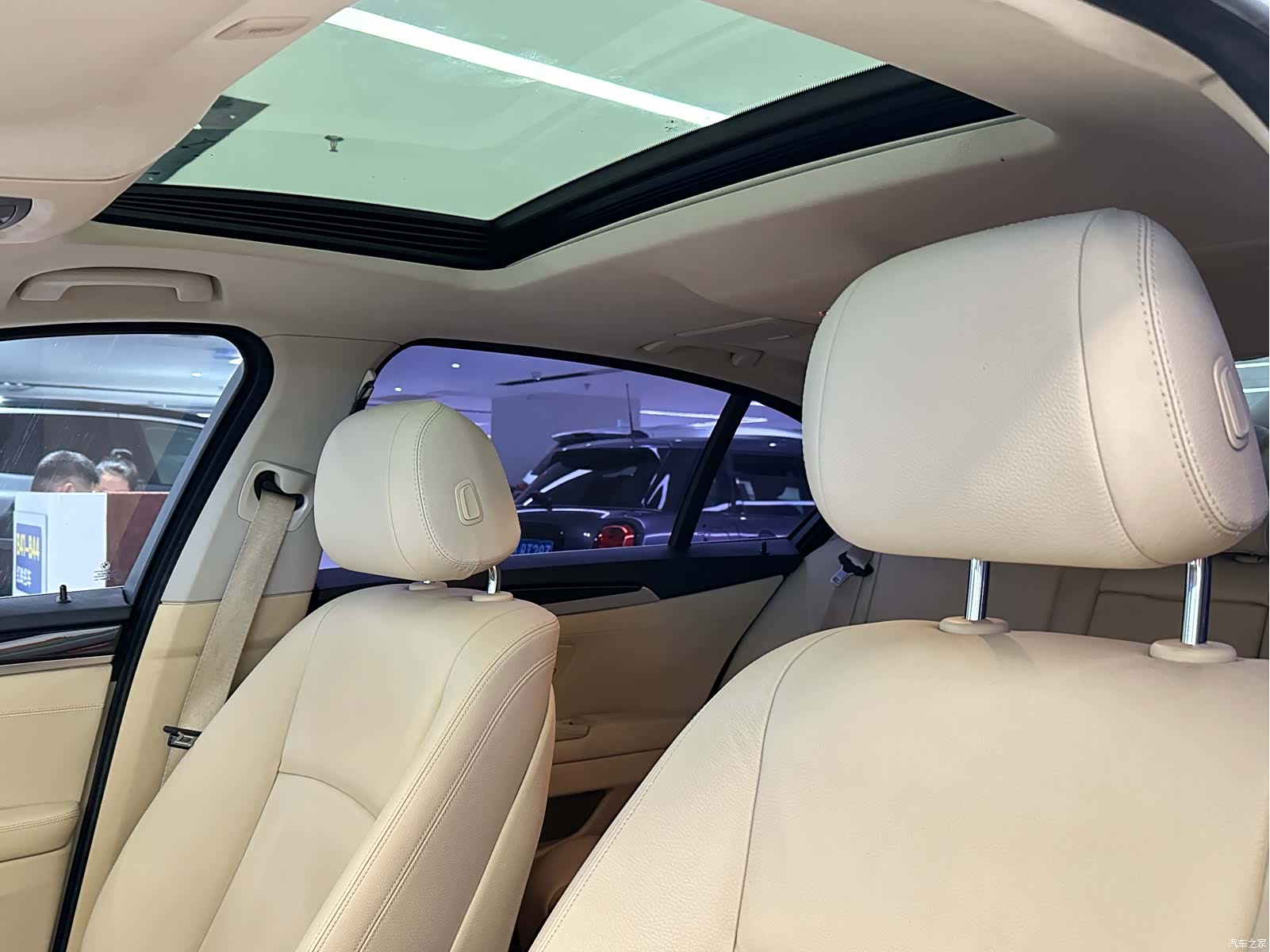BMW 5 Series, 2015 10