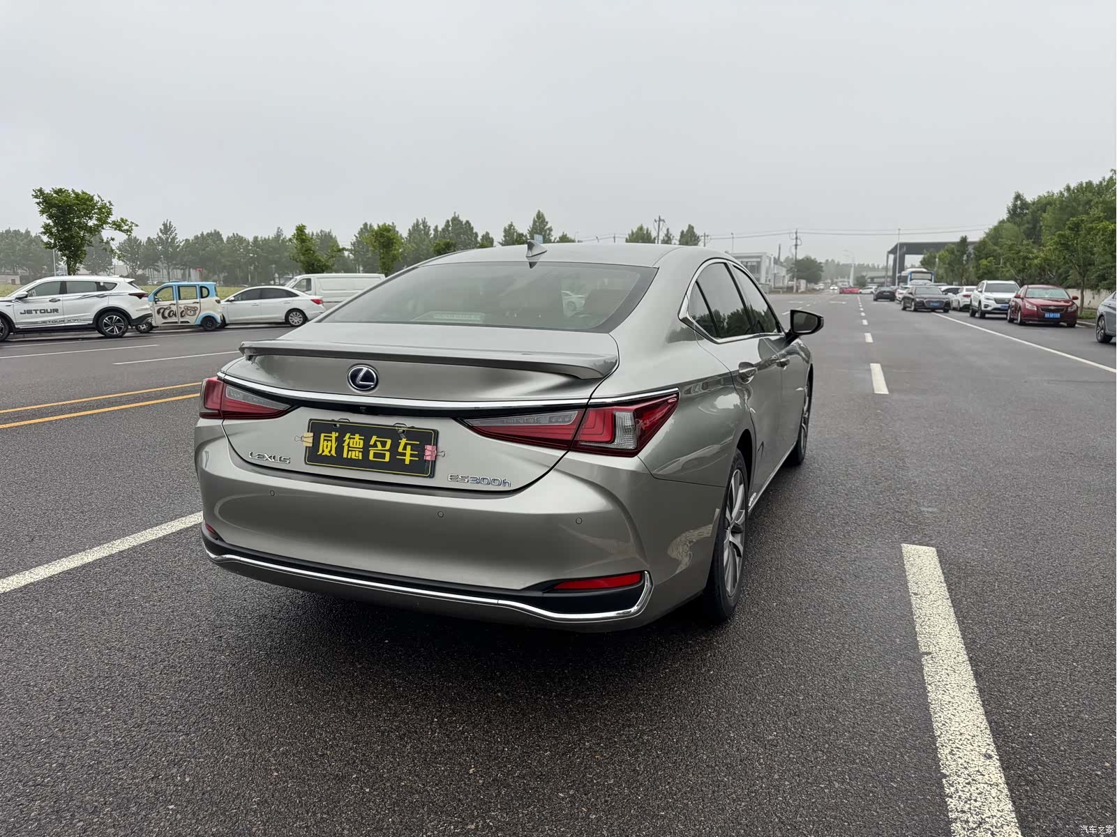 Lexus ES, 2021 7