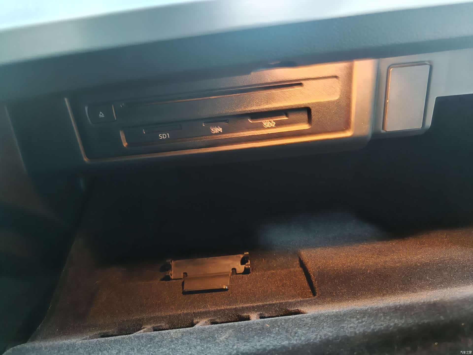 Audi A4L, 2019 14