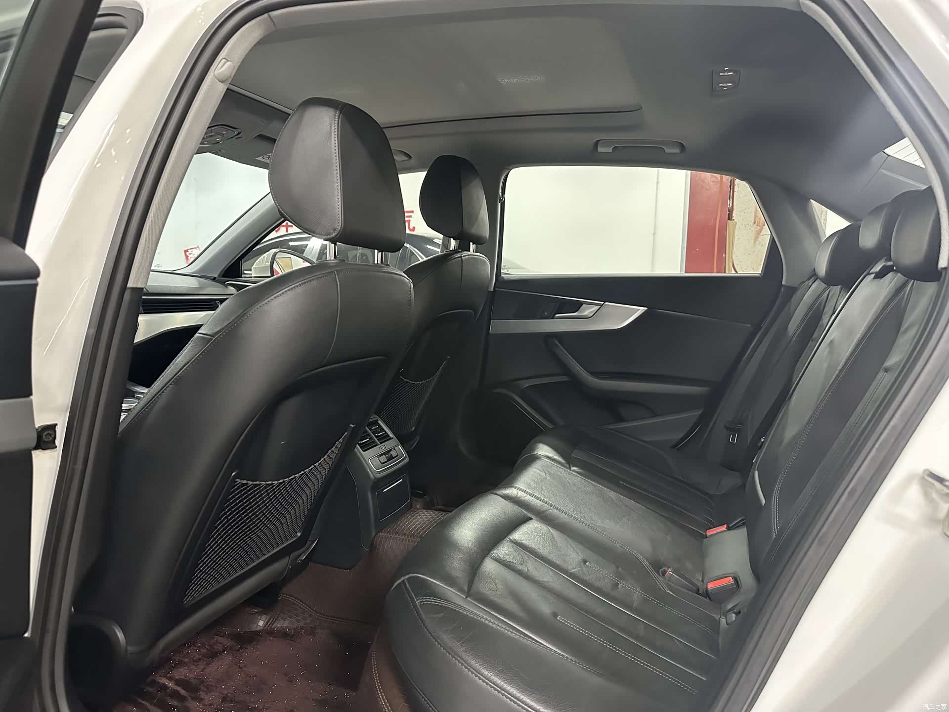 Audi A4L, 2019 8