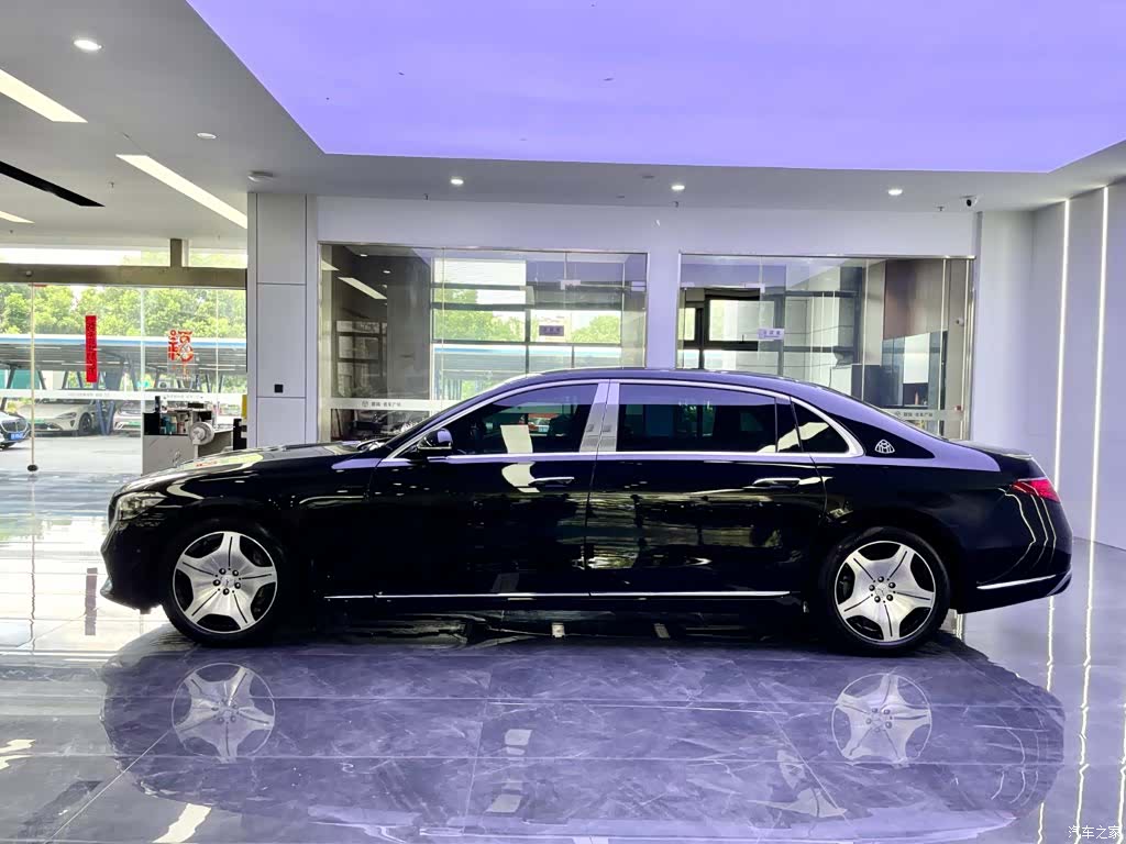 Maybach S-Class, 2025 3