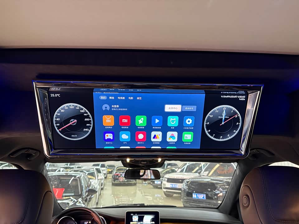 Mercedes-Benz V-class