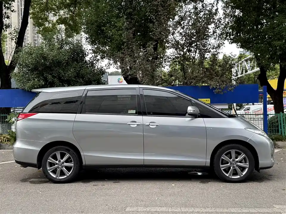 Toyota Previa
