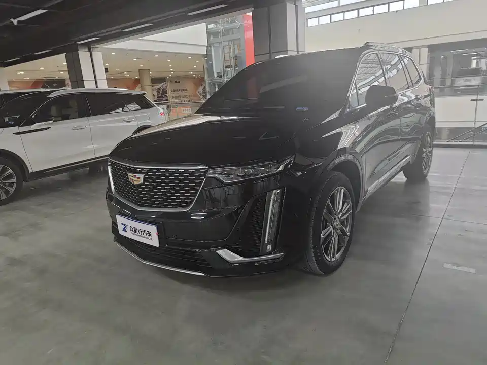 Cadillac XT6
