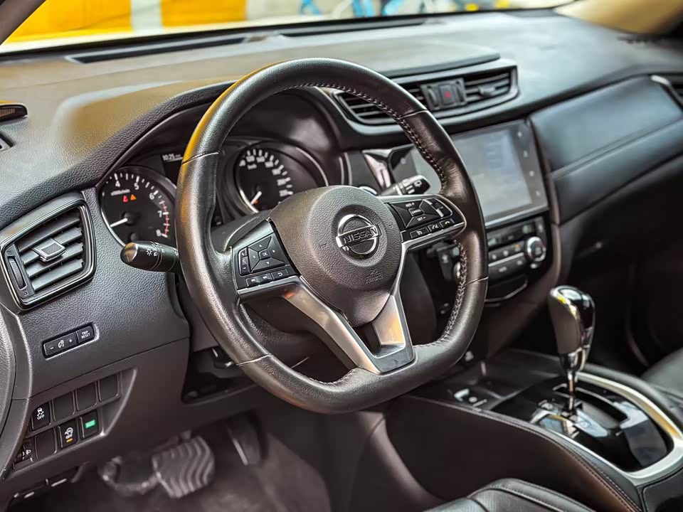 Nissan Qijun