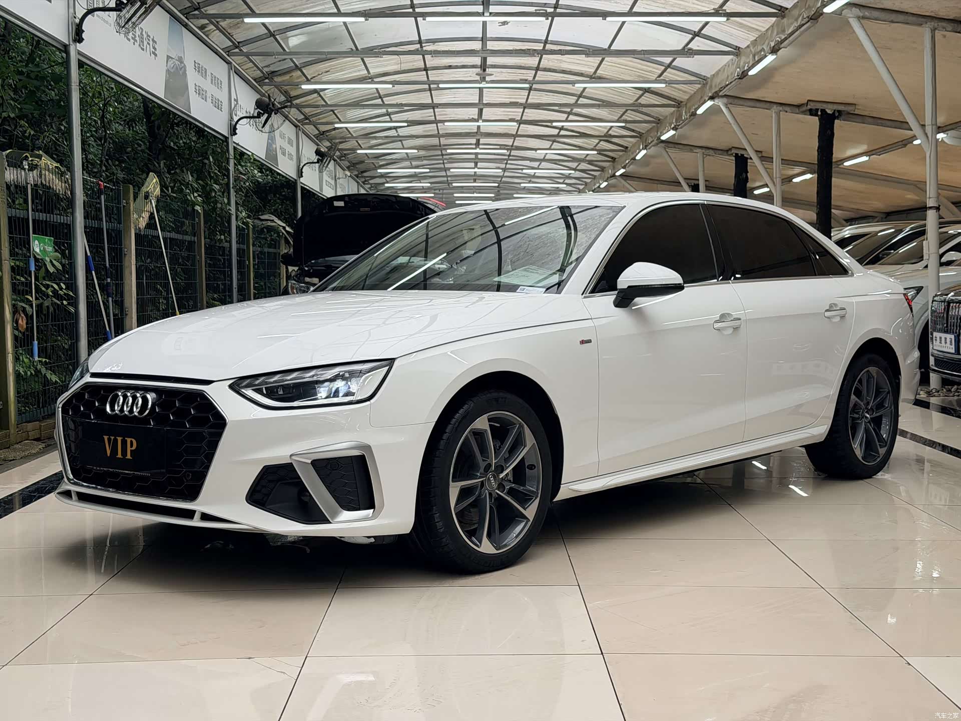 Audi A4L, 2020 10