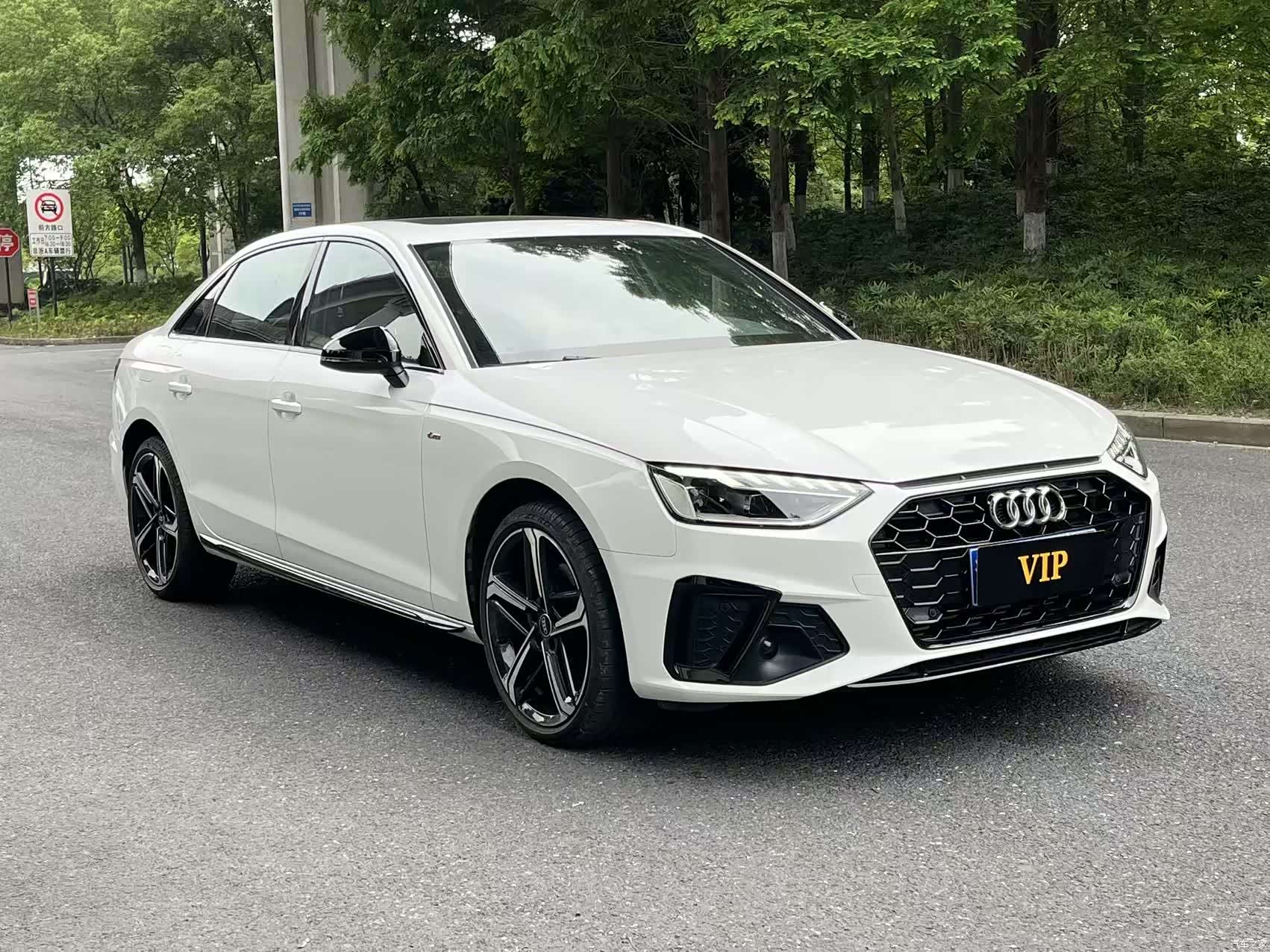 Audi A4L, 2025 3