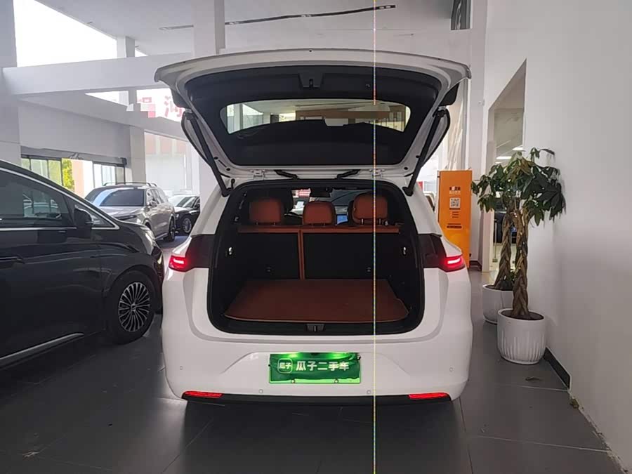 Li Auto L6 2024, фото 18