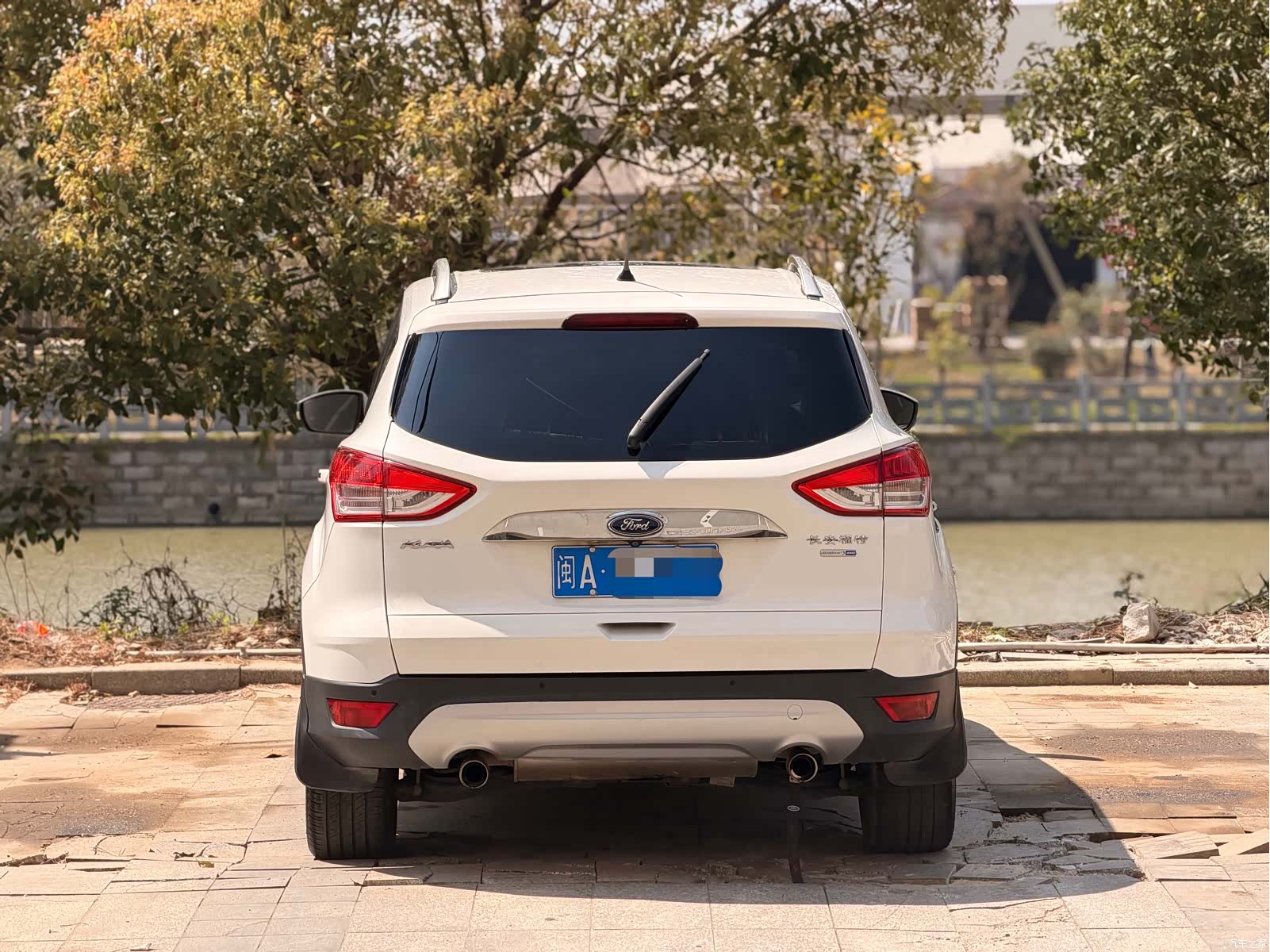 Ford Kuga, 2014 3