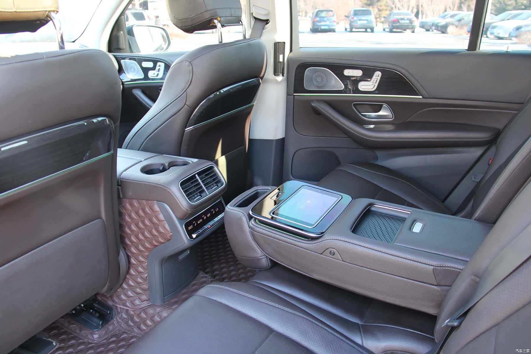 Mercedes-Benz GLS, 2020 13
