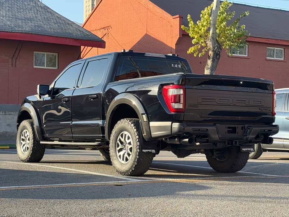 Ford F-150 Raptor