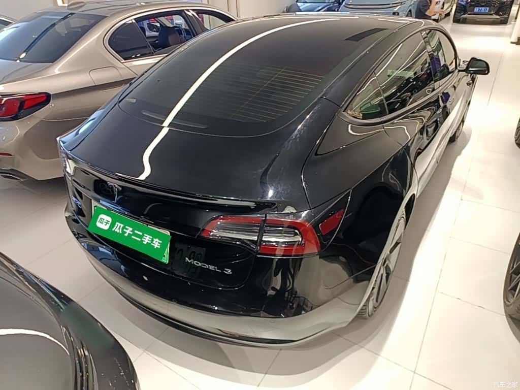 Tesla Model 3, 2021 7