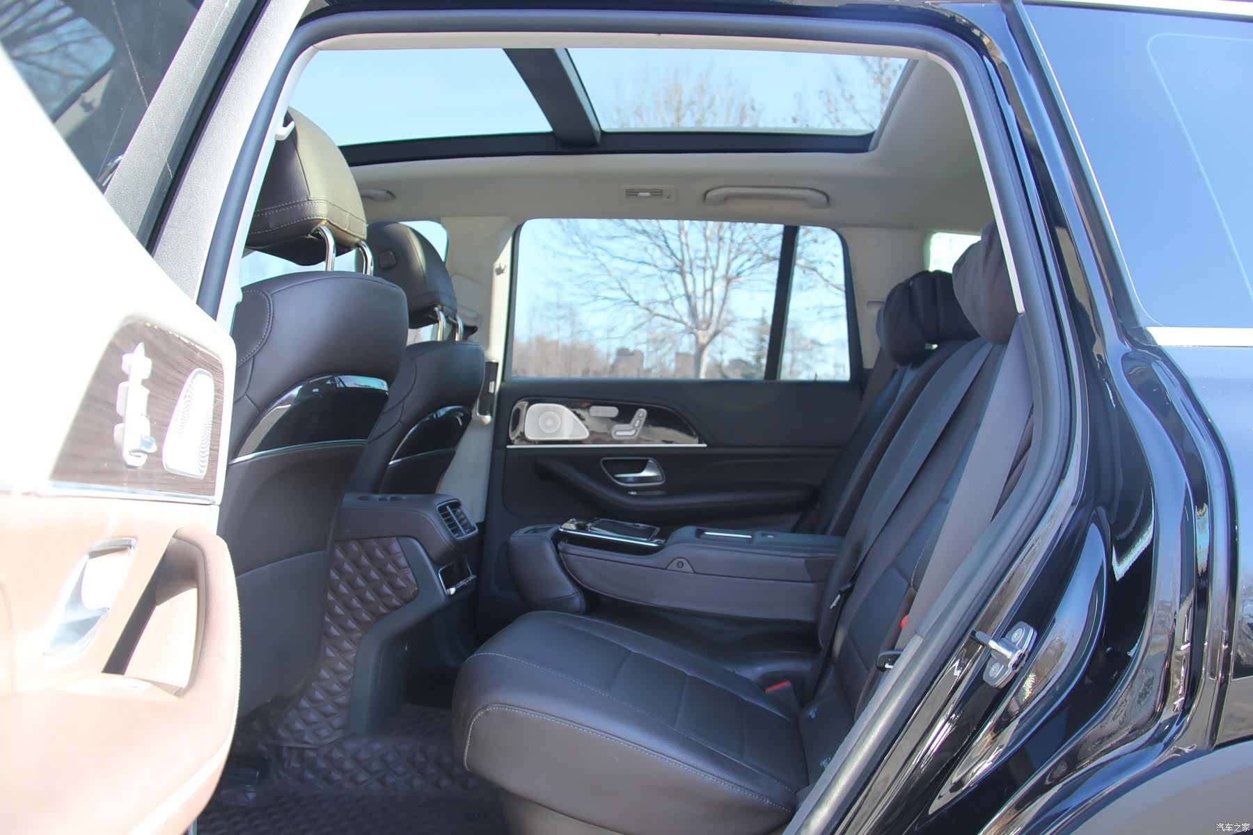 Mercedes-Benz GLS, 2020 14