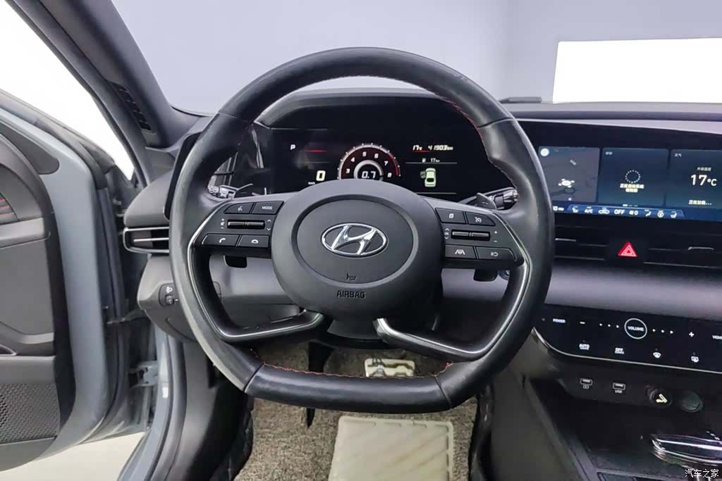Hyundai Elantra, 2021 15