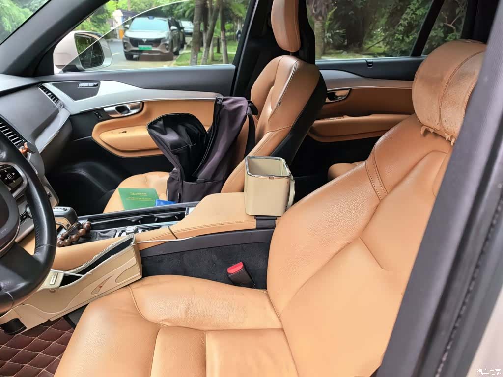 Volvo XC90, 2017 16