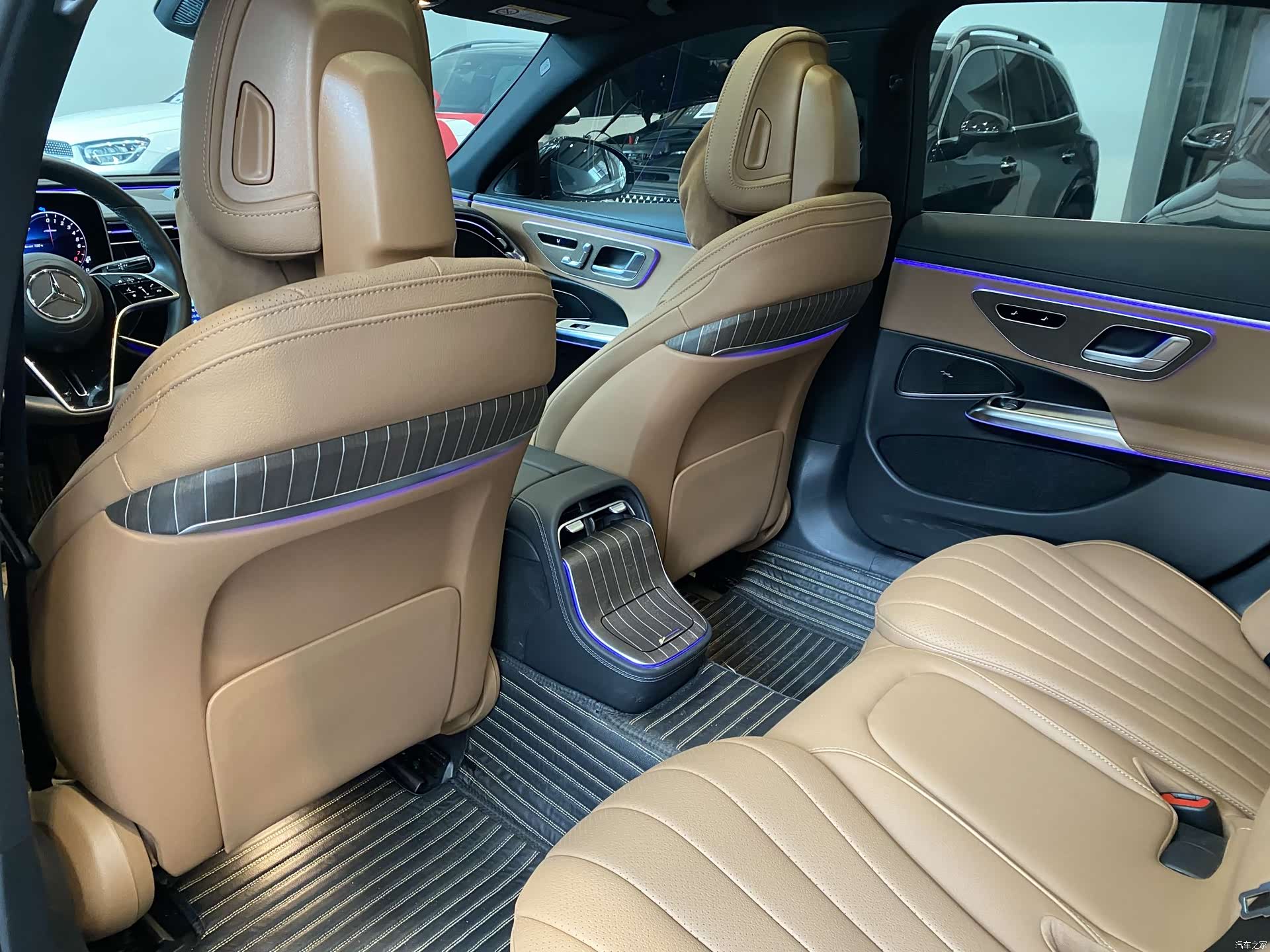 Mercedes-Benz E-Class, 2024 9