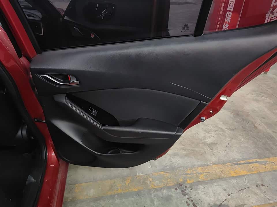 Mazda 3 Angkesaila Mazda 3 Angkesaila