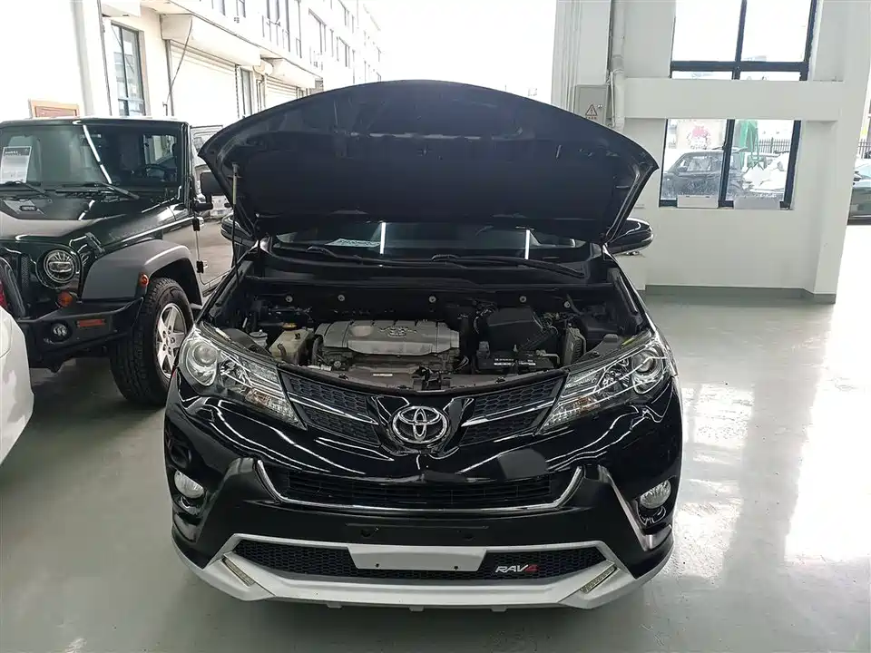 Toyota RAV4 Rongfang