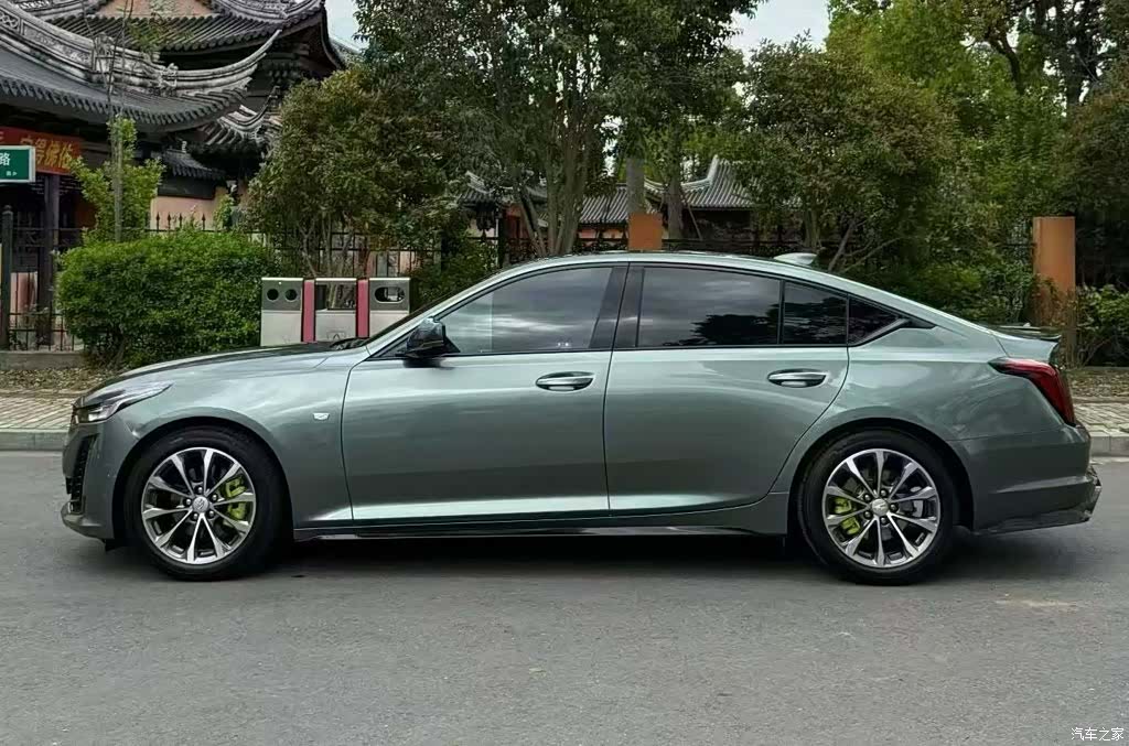 Cadillac CT5, 2022 6