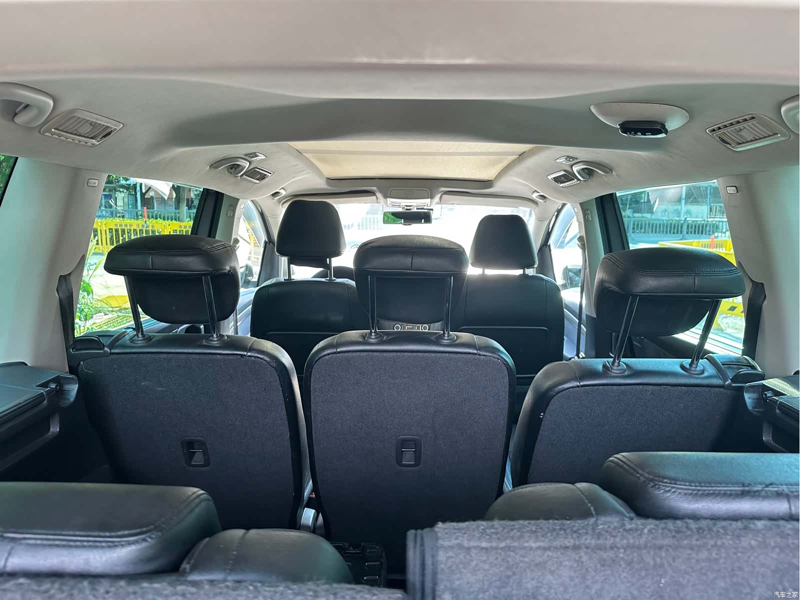 Volkswagen Xia, 2012 16