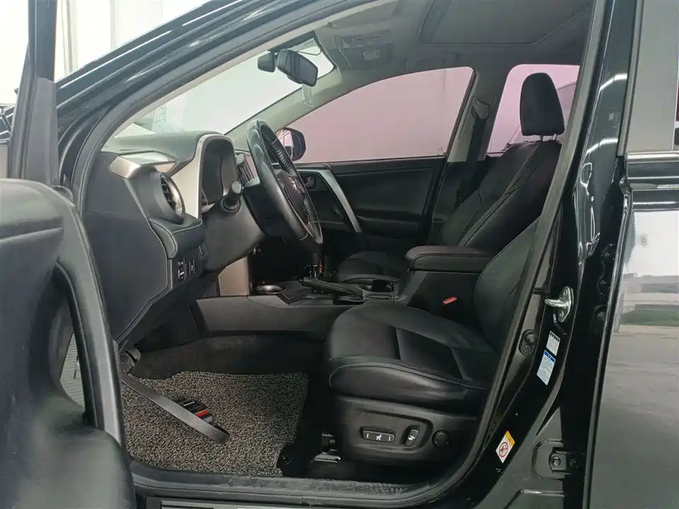 Toyota RAV4 Rongfang