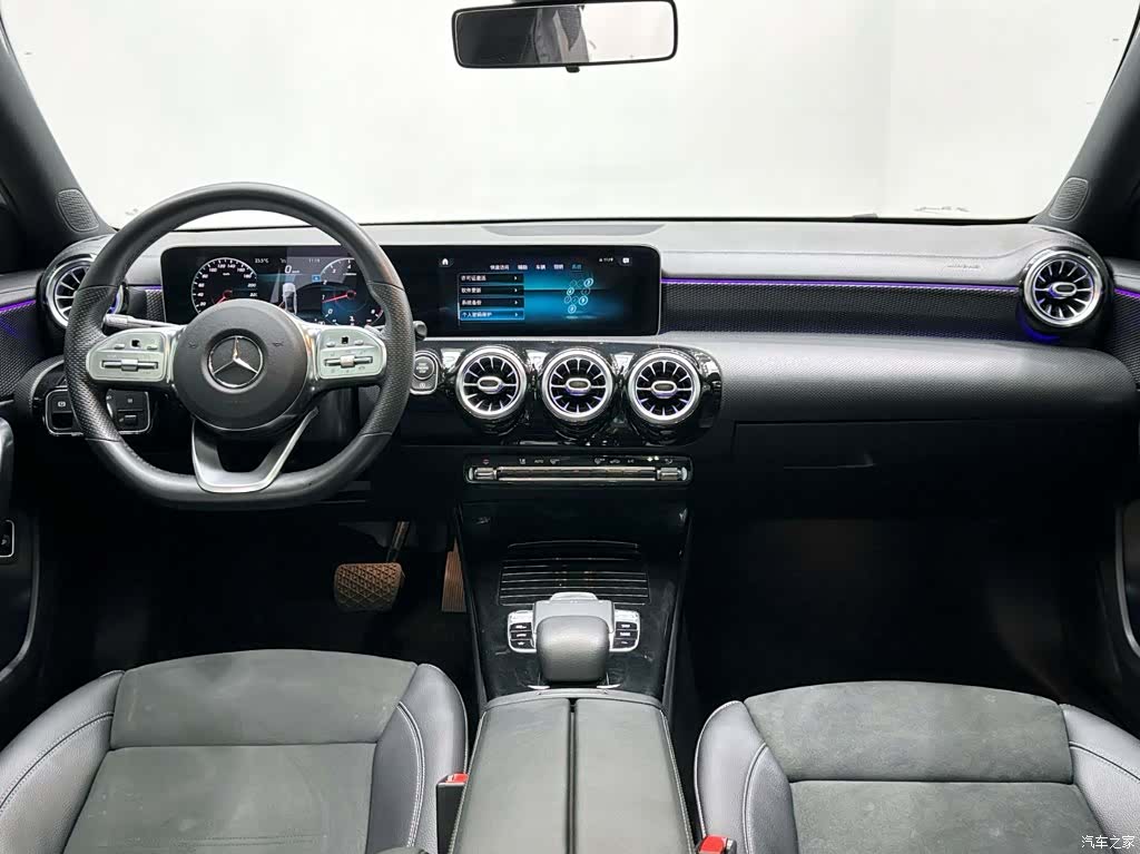 Mercedes-Benz A-Class, 2019 11