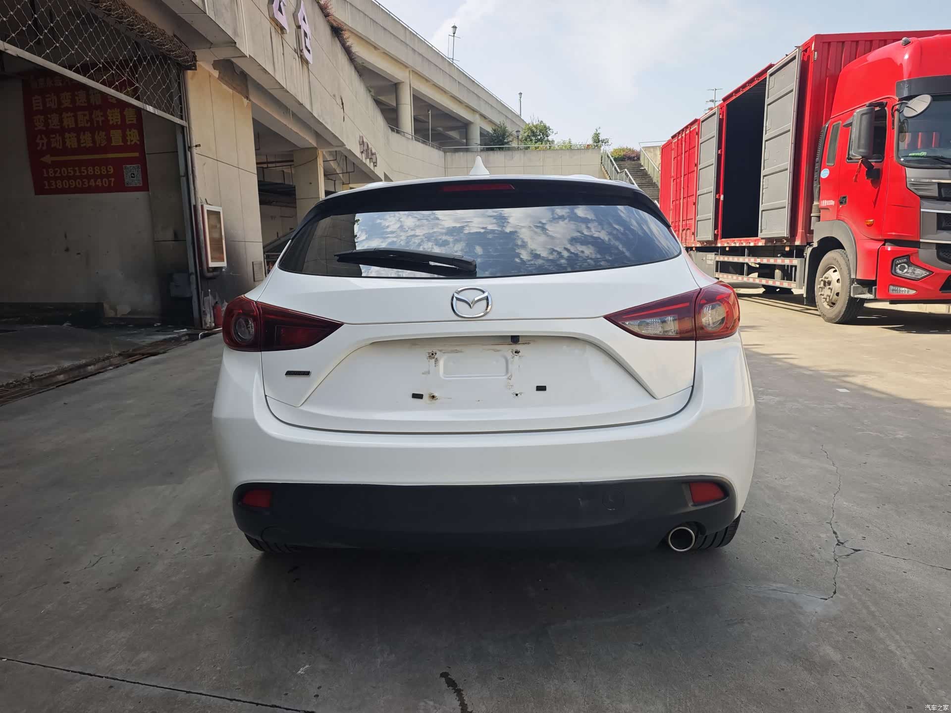 Mazda Mazda3, 2015 17