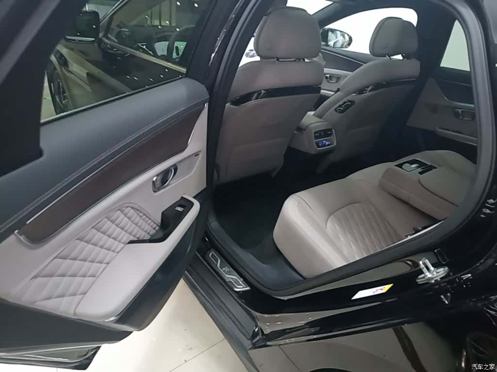 BYD Han, 2024 17