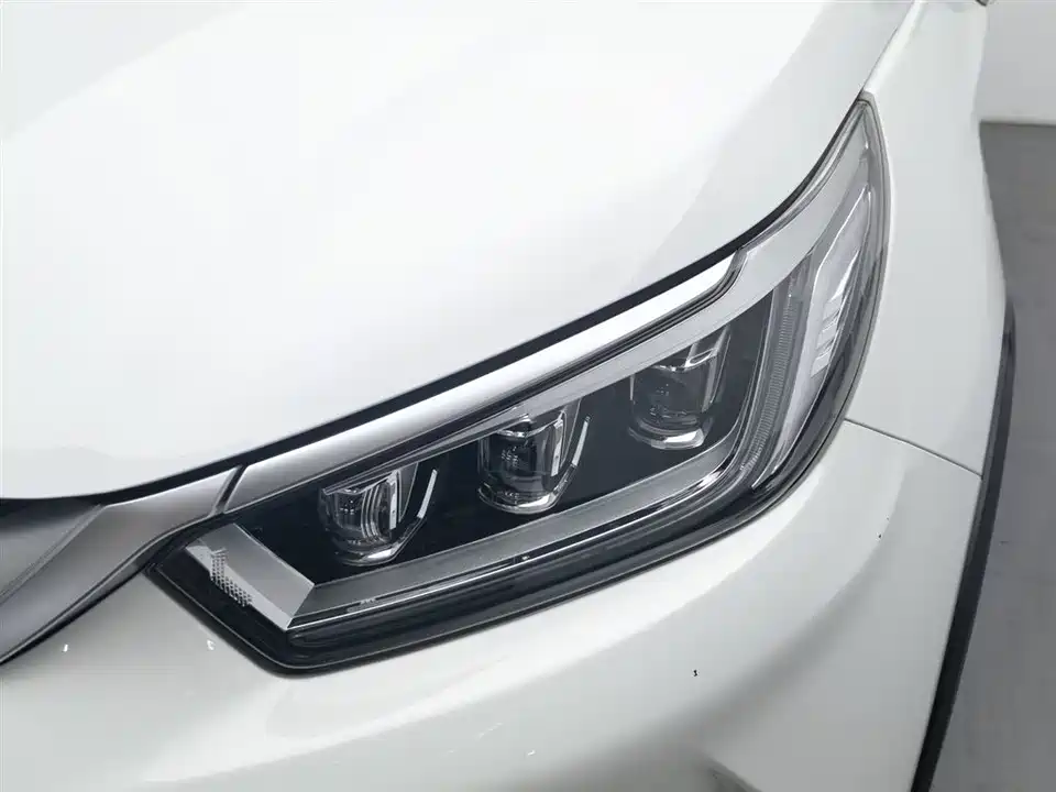 BYD Yuan Pro BYD Yuan Pro