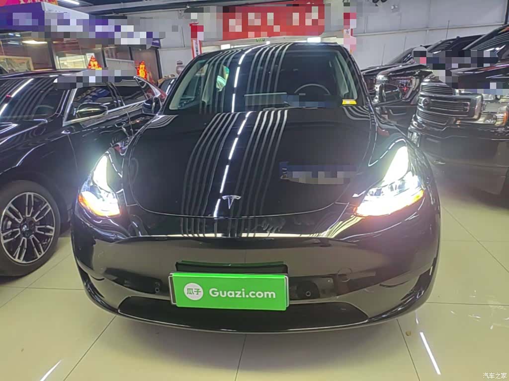 Tesla Model Y, 2023 3