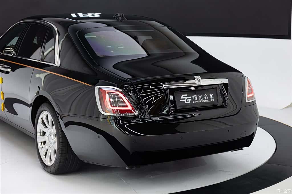 Rolls-Royce Ghost, 2023 22