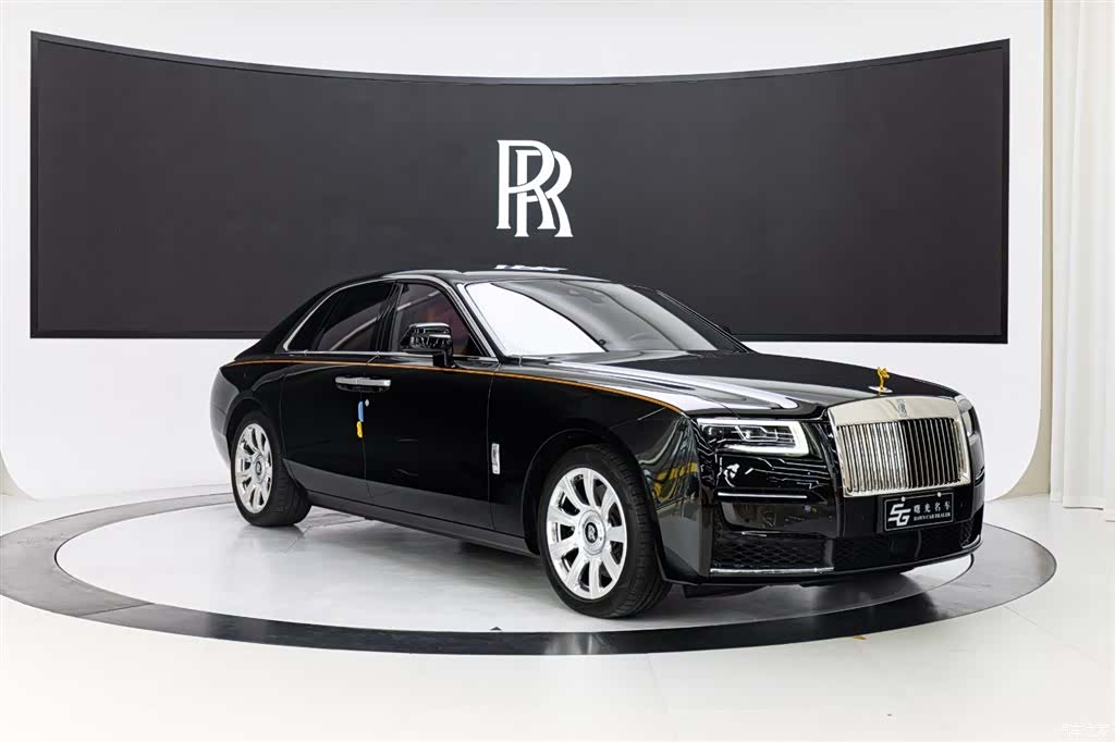 Rolls-Royce Ghost, 2023 3