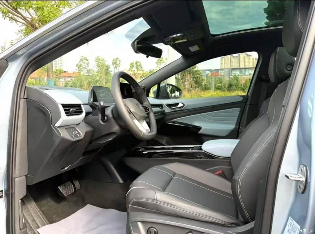 Volkswagen ID.4, 2023 3