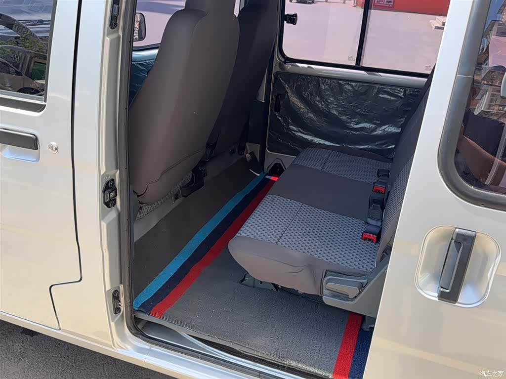 Wuling VI, 2022 13