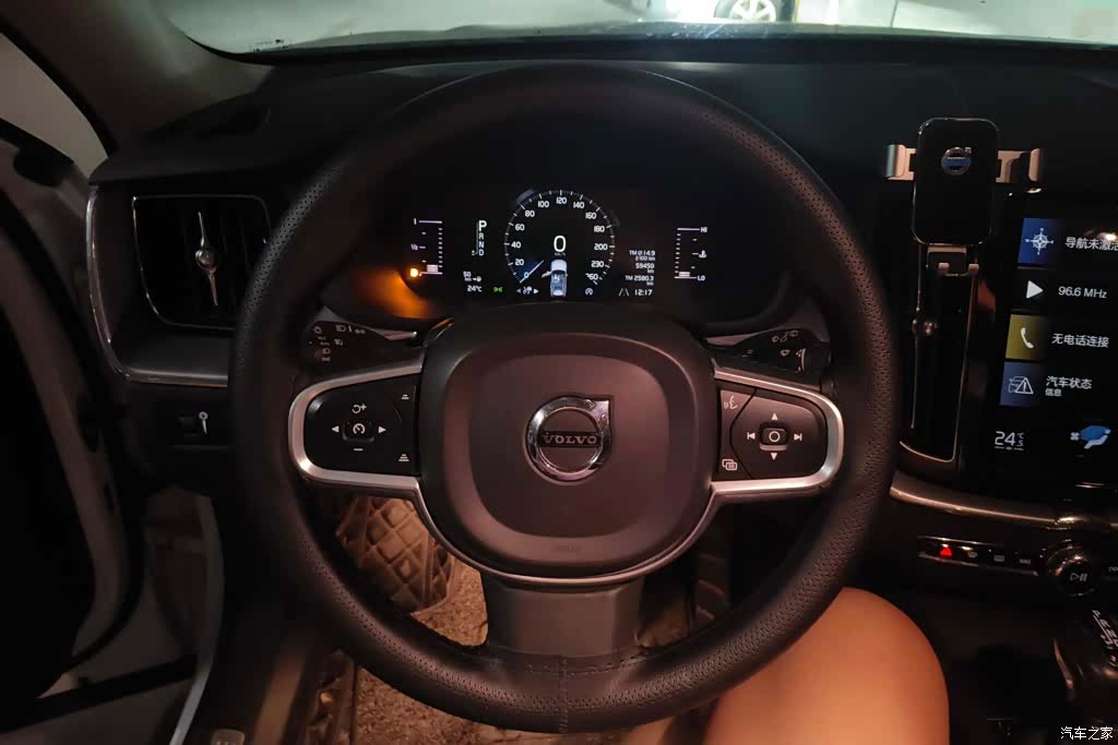 Volvo XC60, 2018 15