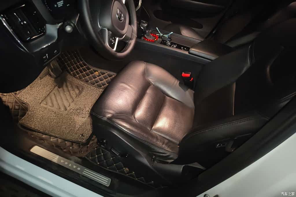 Volvo XC60, 2018 9