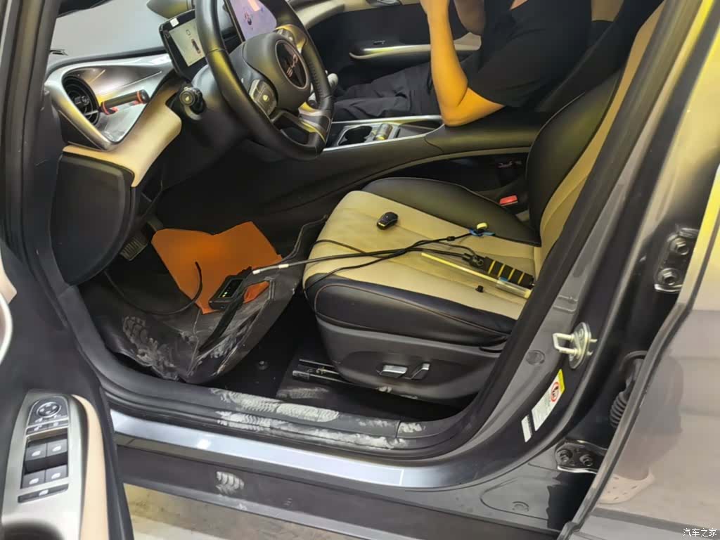 BYD Dolphin, 2023 15