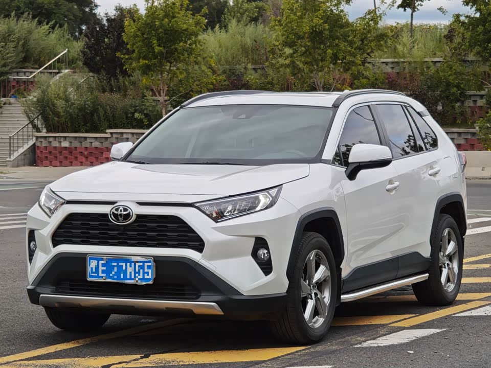 Toyota RAV4 Rongfang