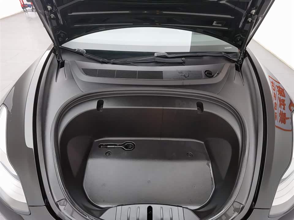 Tesla Model 3 Tesla Model 3