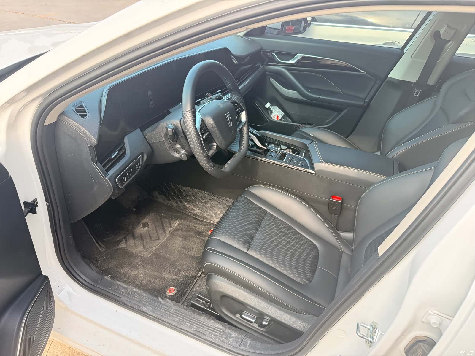 Bestune B70, 2023 4