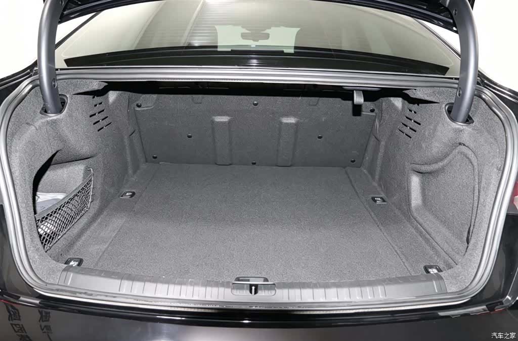 Audi A6L, 2023 17