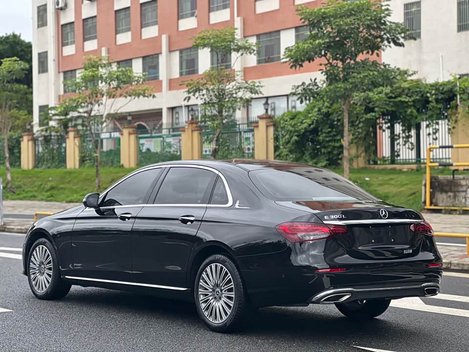 Mercedes-Benz E-class Mercedes-Benz E-class