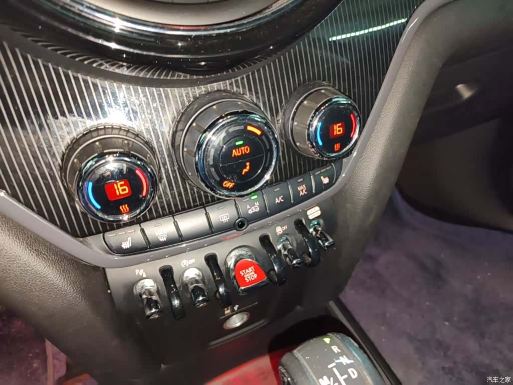 Mini Countryman, 2019 13