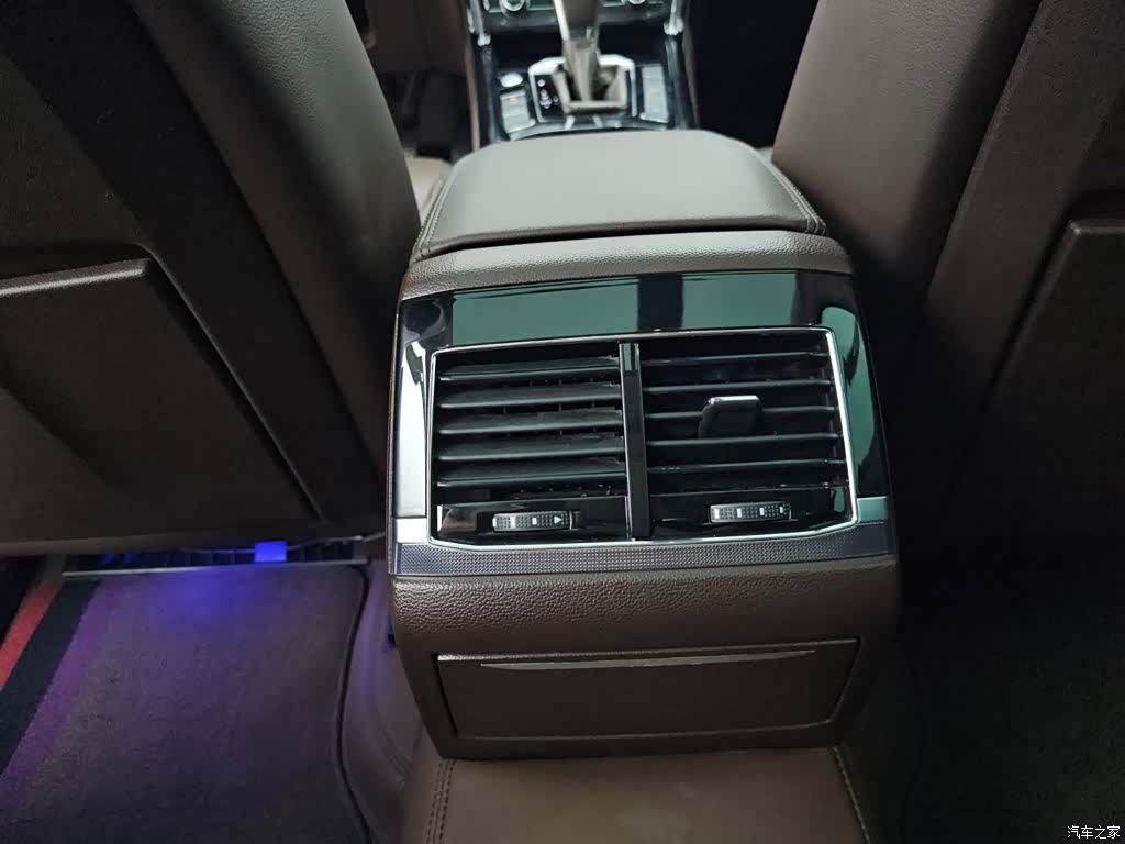 Volkswagen Phideon, 2021 13